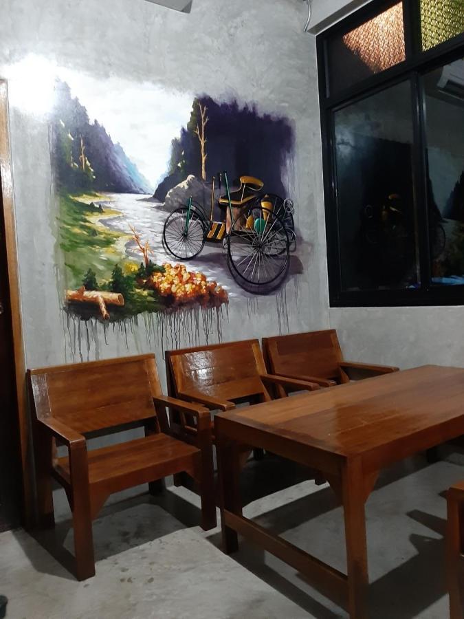 Baan Rabiangdao Uthaithani 乌泰他尼府 外观 照片