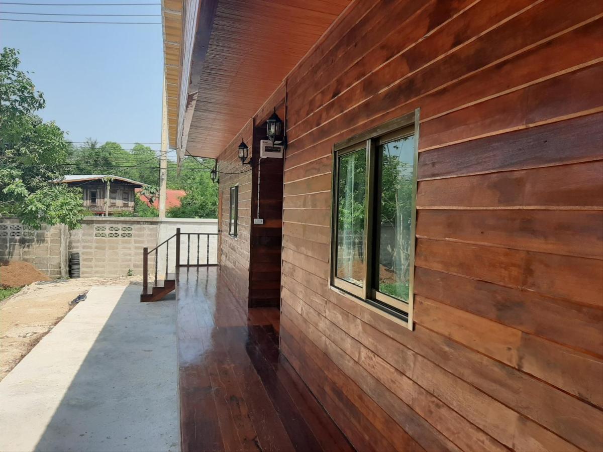 Baan Rabiangdao Uthaithani 乌泰他尼府 外观 照片