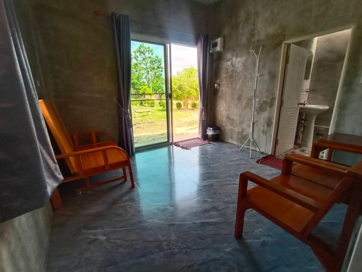 Baan Rabiangdao Uthaithani 乌泰他尼府 外观 照片