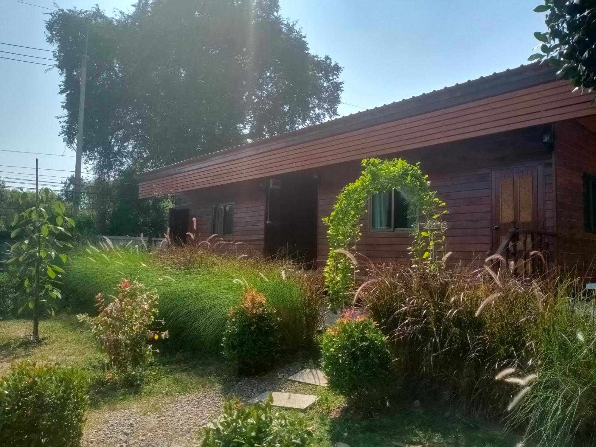 Baan Rabiangdao Uthaithani 乌泰他尼府 客房 照片