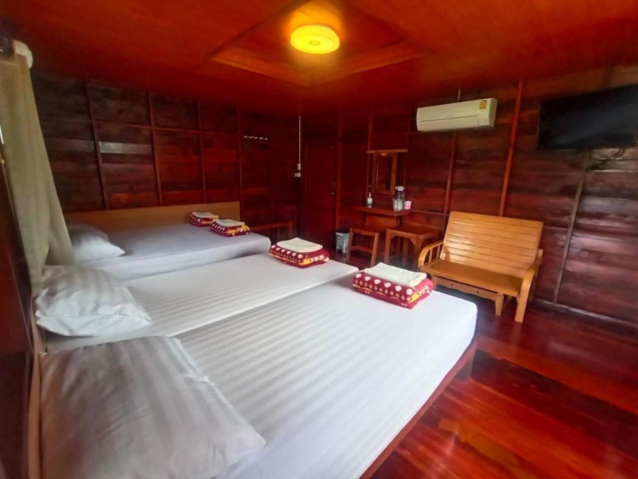 Baan Rabiangdao Uthaithani 乌泰他尼府 外观 照片