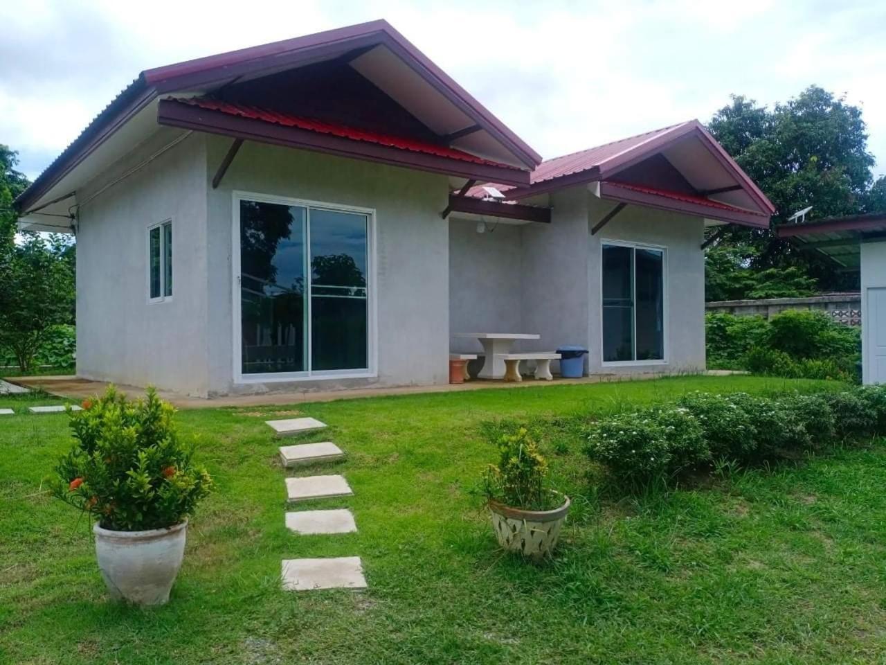 Baan Rabiangdao Uthaithani 乌泰他尼府 外观 照片